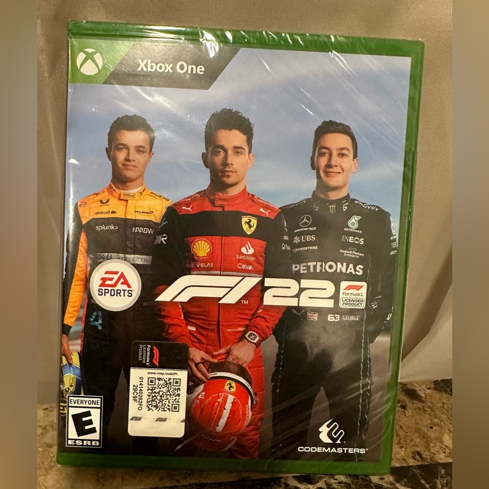 F1 2022 - Xbox One - Picture 1 of 2
